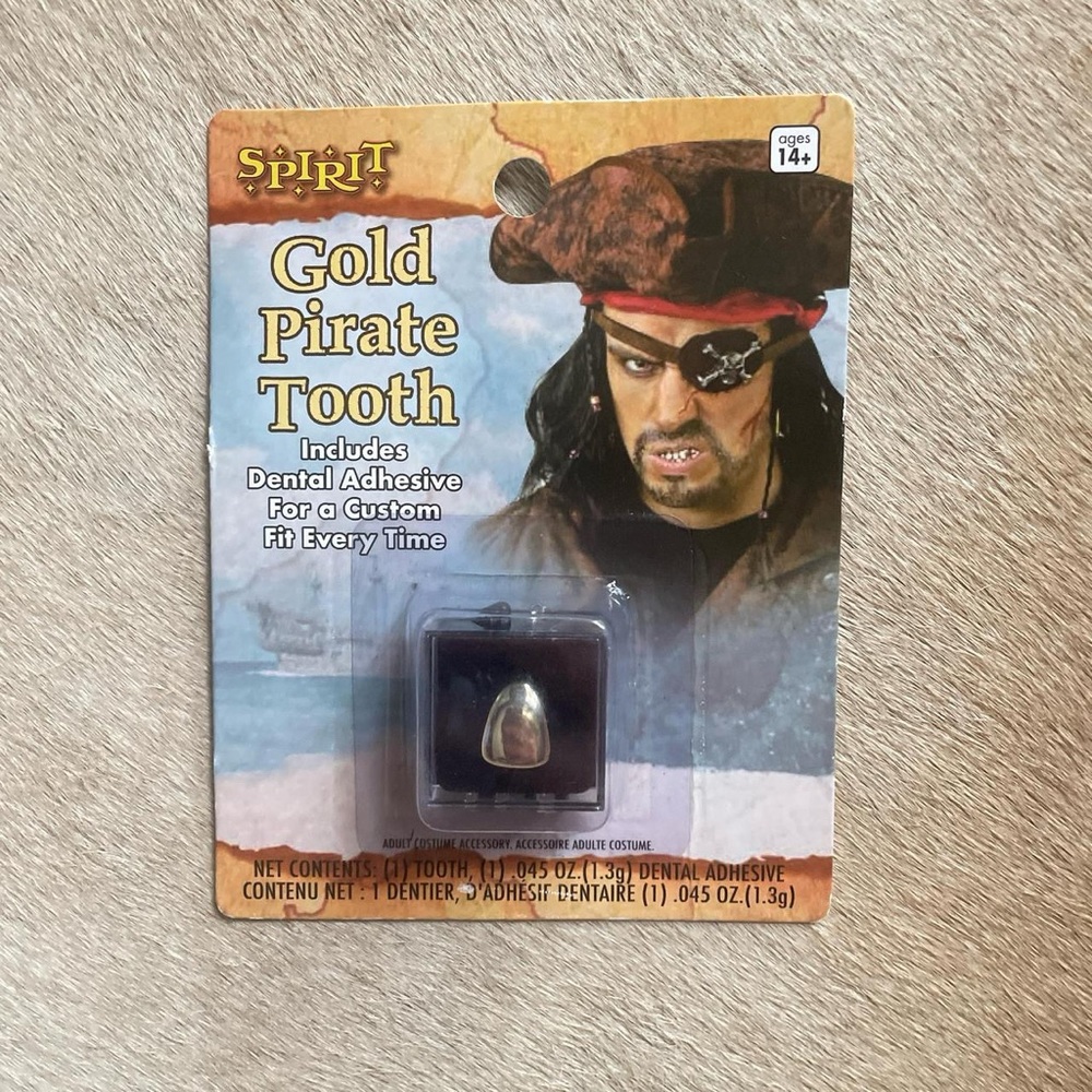 Gold Pirate Tooth